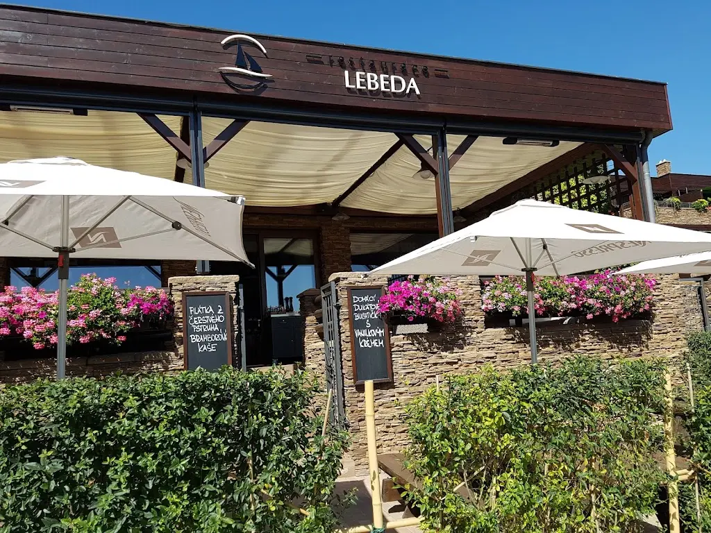 Kiosek u přístaviště restaurant in Doksy