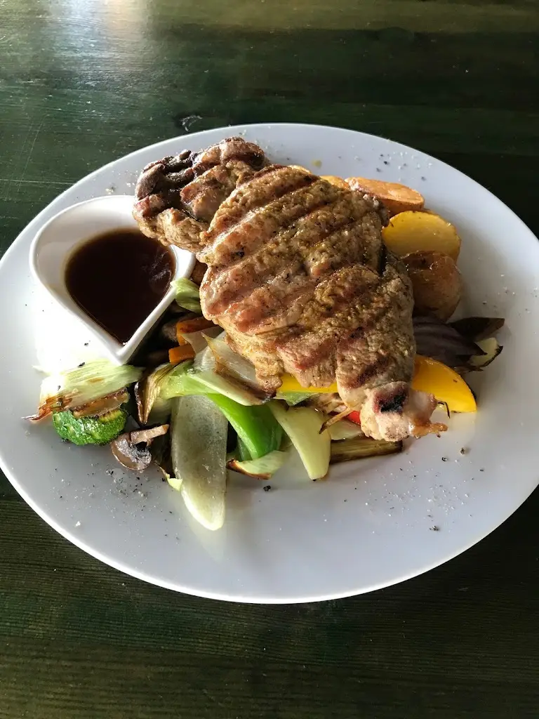 Restaurace V Jachtklubu_Doksy_slider_image_2