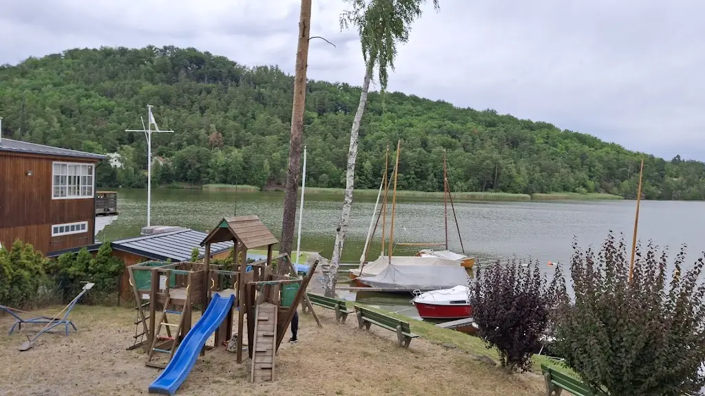 Restaurace V Jachtklubu_Doksy_slider_image_3