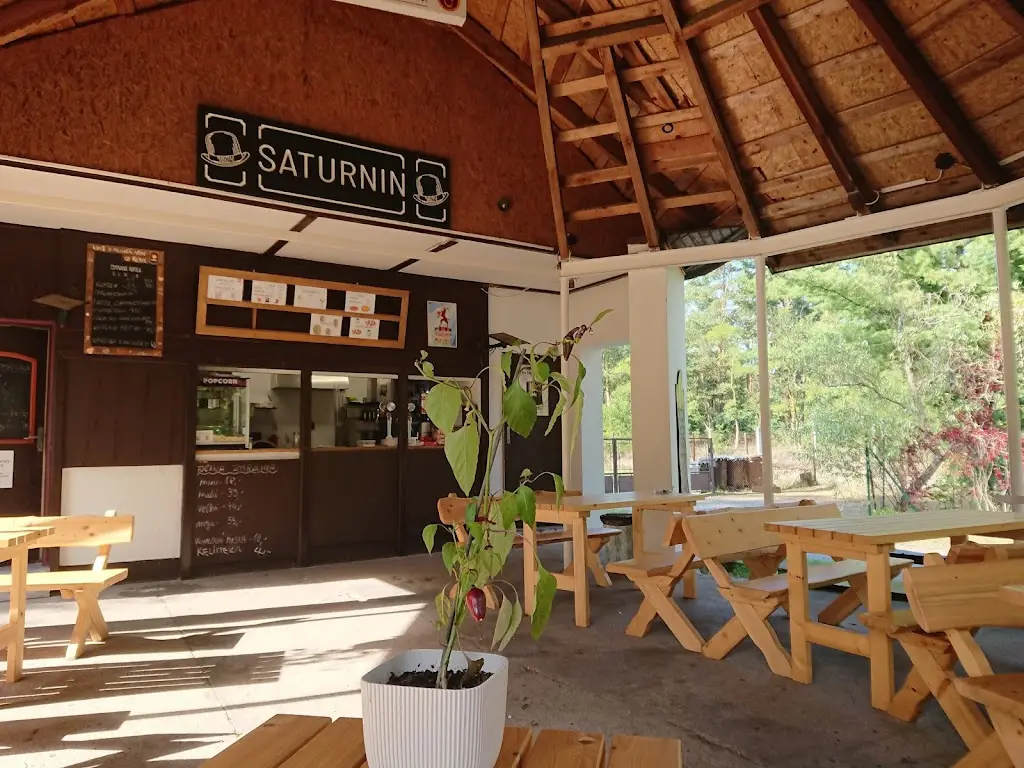 Café a zmrzlina Saturnin_Doksy_slider_image_1