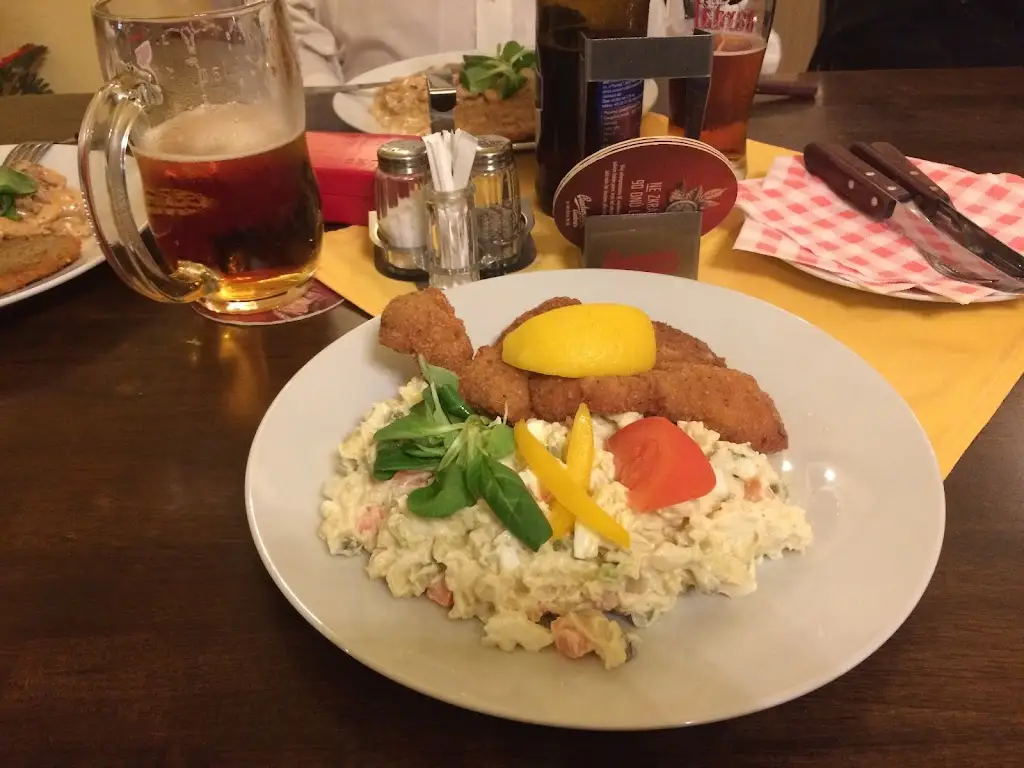 Helena Zalesakova_Restaurant Amos_Horní Branná_review