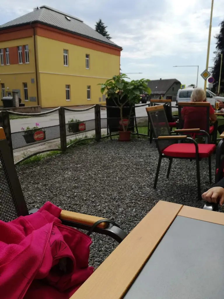 Vlasta Venhauerová_Restaurant Amos_Horní Branná_review