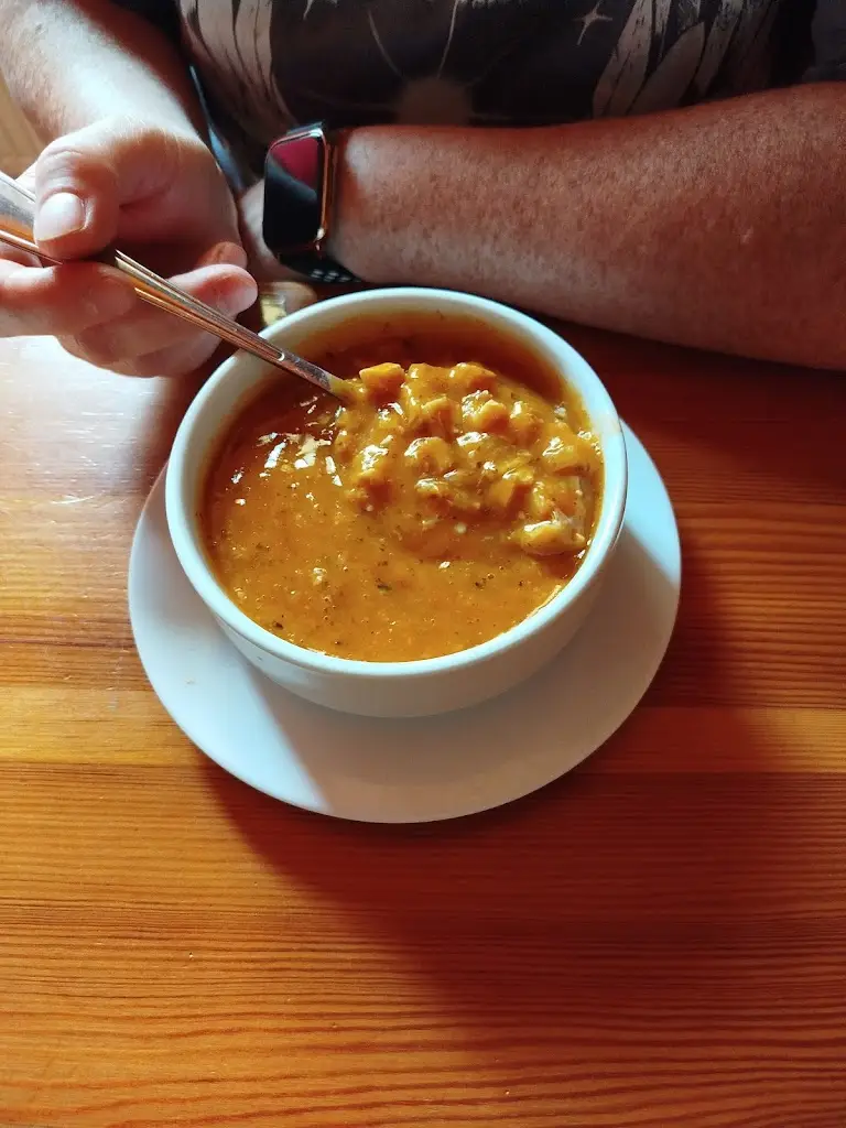 Aneta Podobska_Na Křižovatce_Hodkovice nad Mohelkou_review