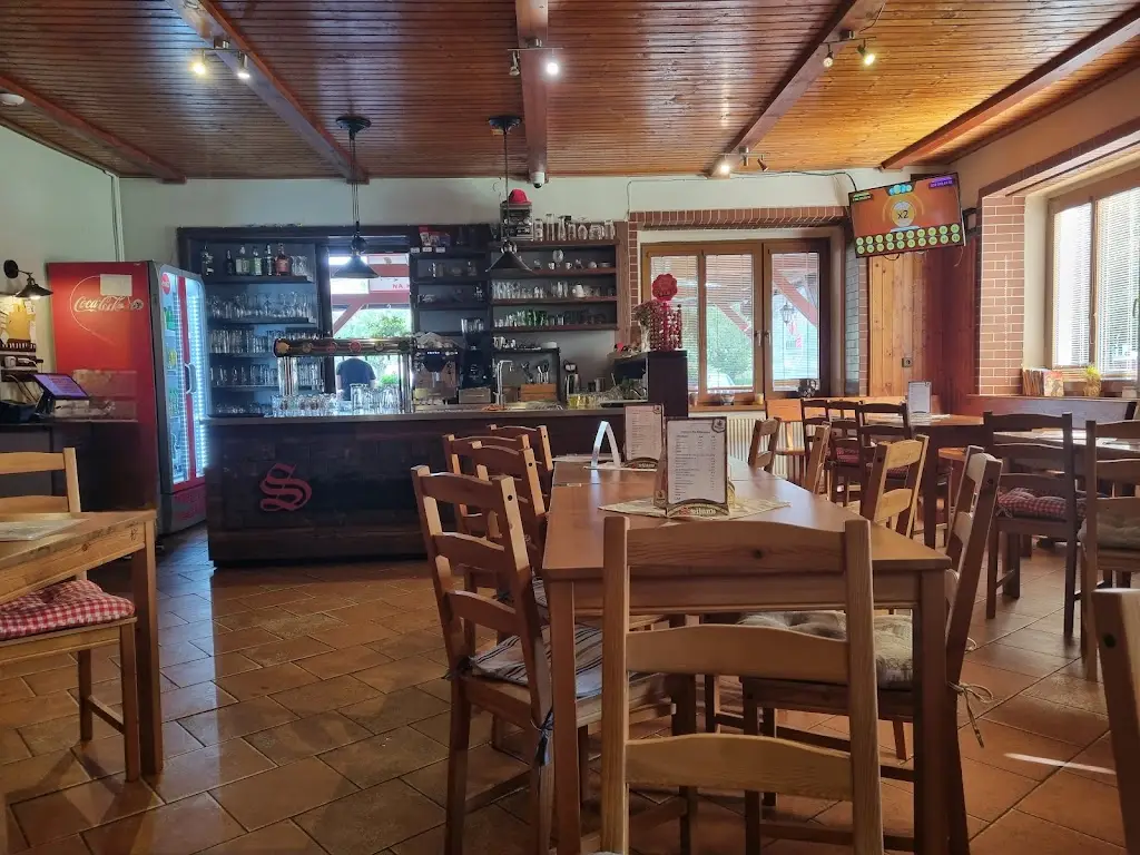 Na Křižovatce ristorante a Hodkovice nad Mohelkou