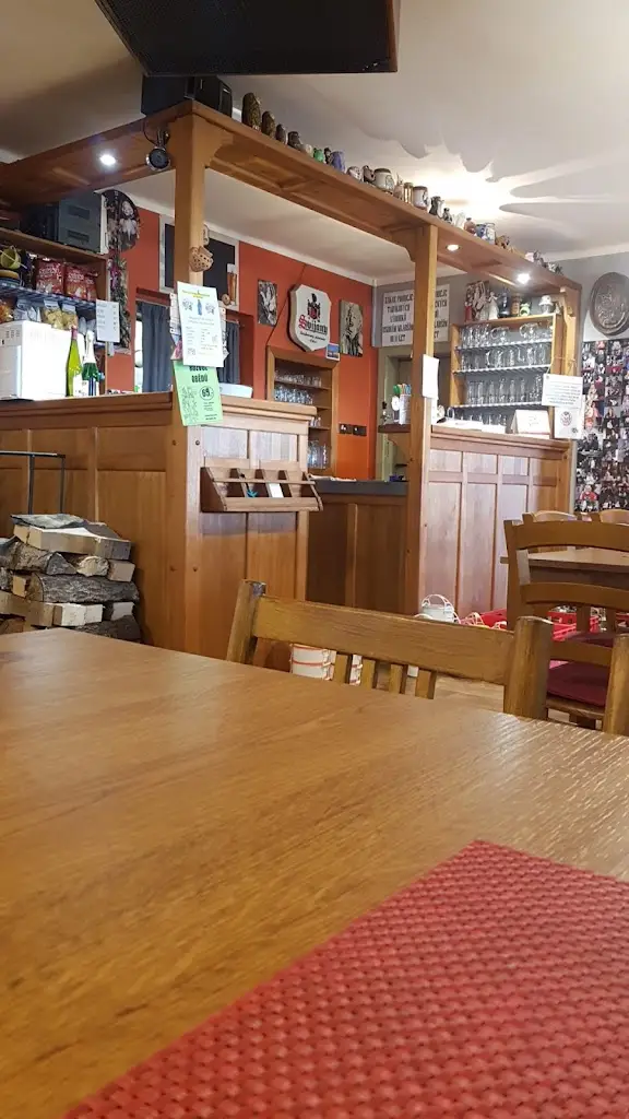 Restaurace Na Koupališti ristorante a Hodkovice nad Mohelkou