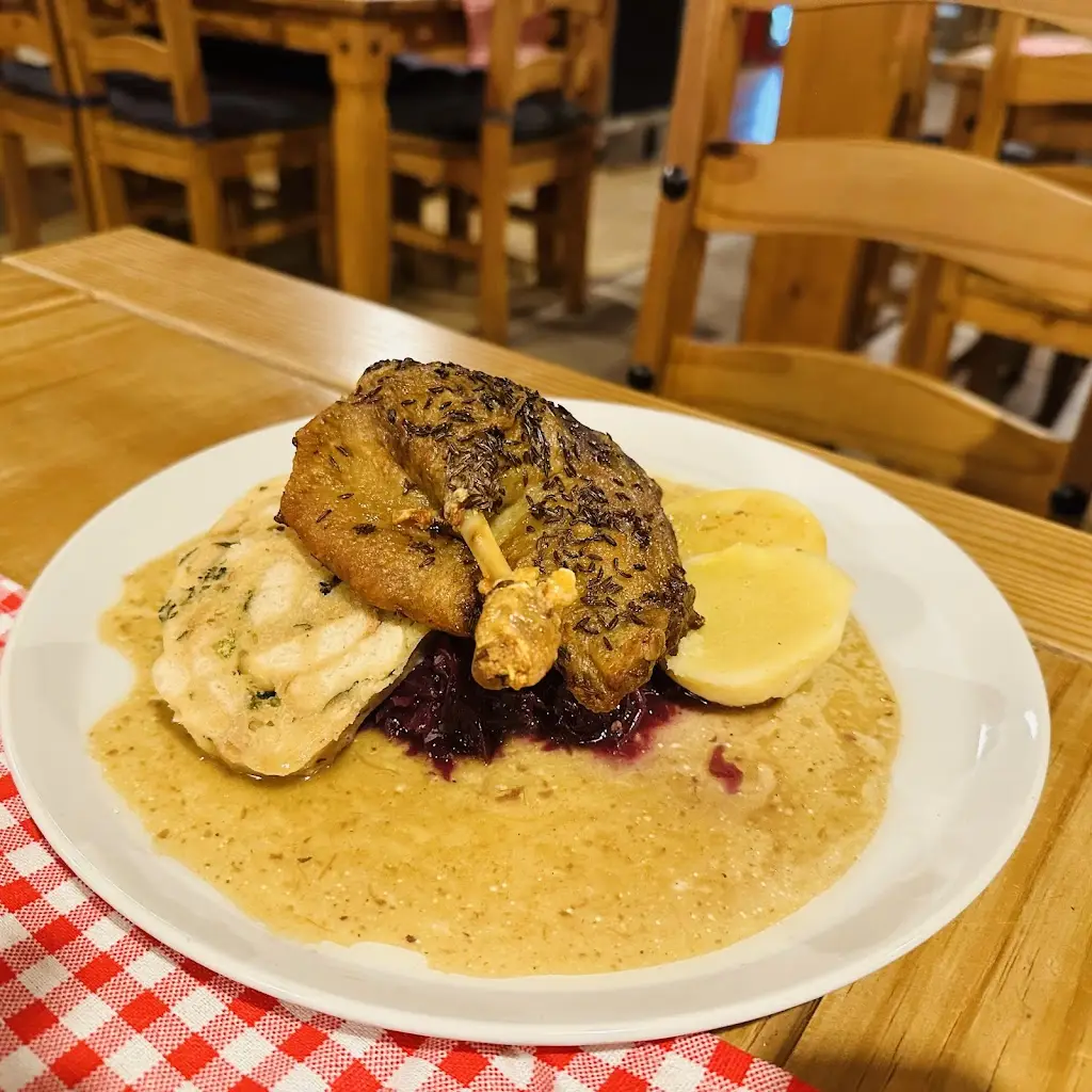 Mateusz Ficu_Roubenka Pension_Harrachov_review