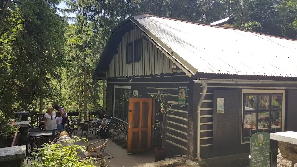 Pawel Pawel_Mumlavská Bouda_Harrachov_review