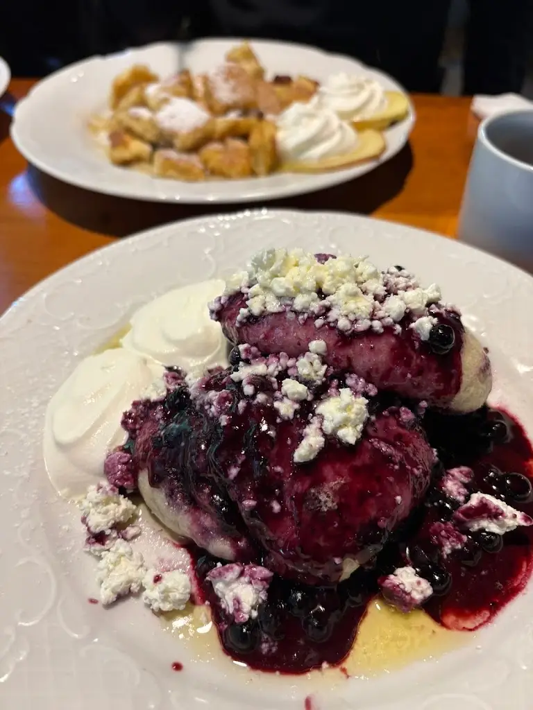 Roy Granit_Lišák_Harrachov_review