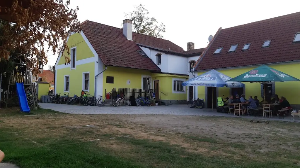 Vratimír ČZ_U Čiláka restaurace_Blatná_recensione