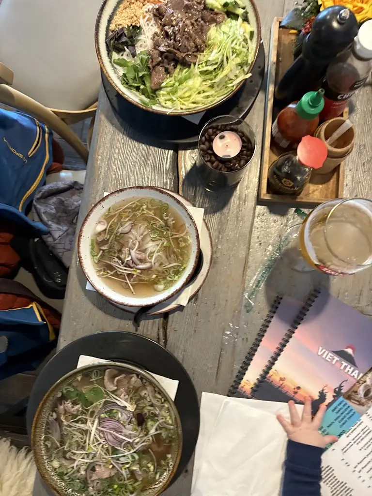 Dustin Stratton_Viet Thai Harrachov_Harrachov_review