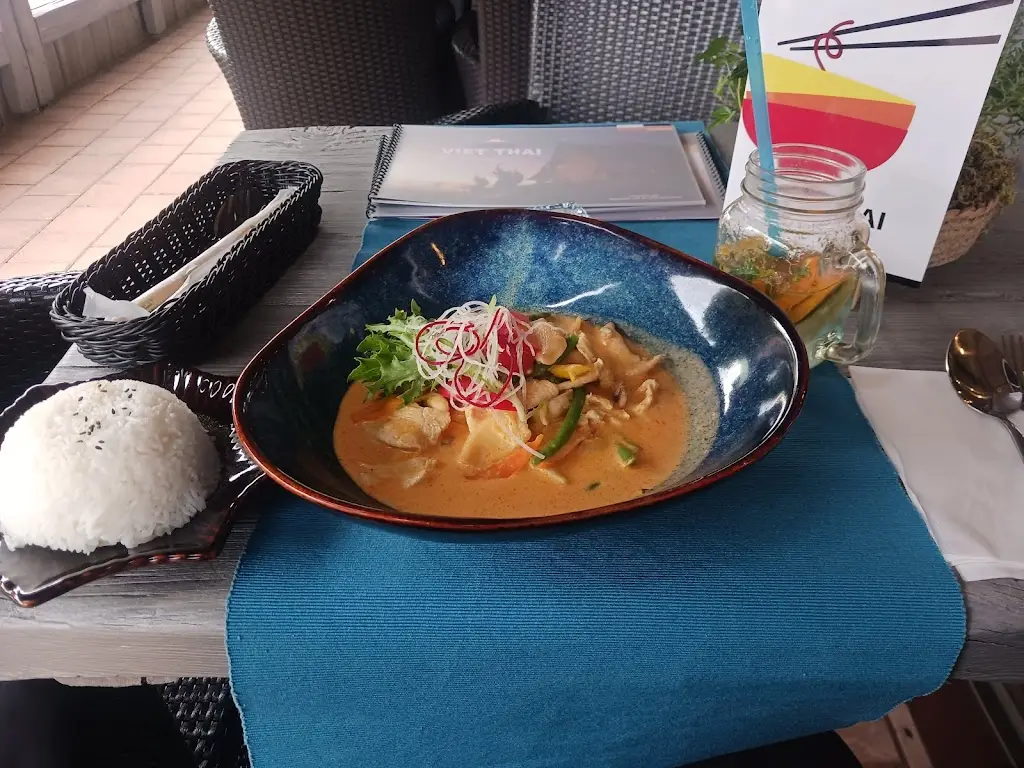 Marcin Kierschkowski_Viet Thai Harrachov_Harrachov_review