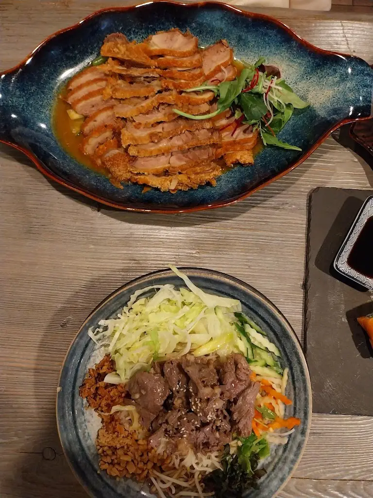 Kornel G_Viet Thai Harrachov_Harrachov_review