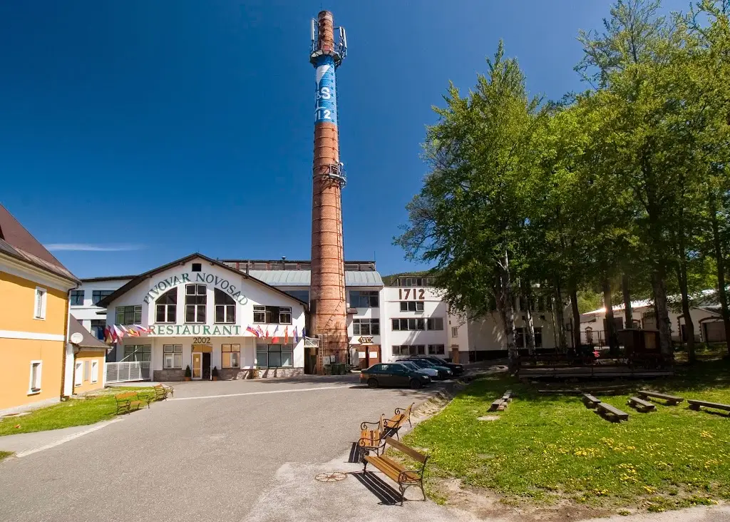 Glass Factory and Brewery Novosad & Son ristorante a Harrachov