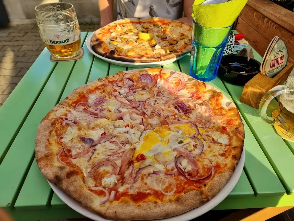 Archer0303_Pizzeria La Torretta_Harrachov_review