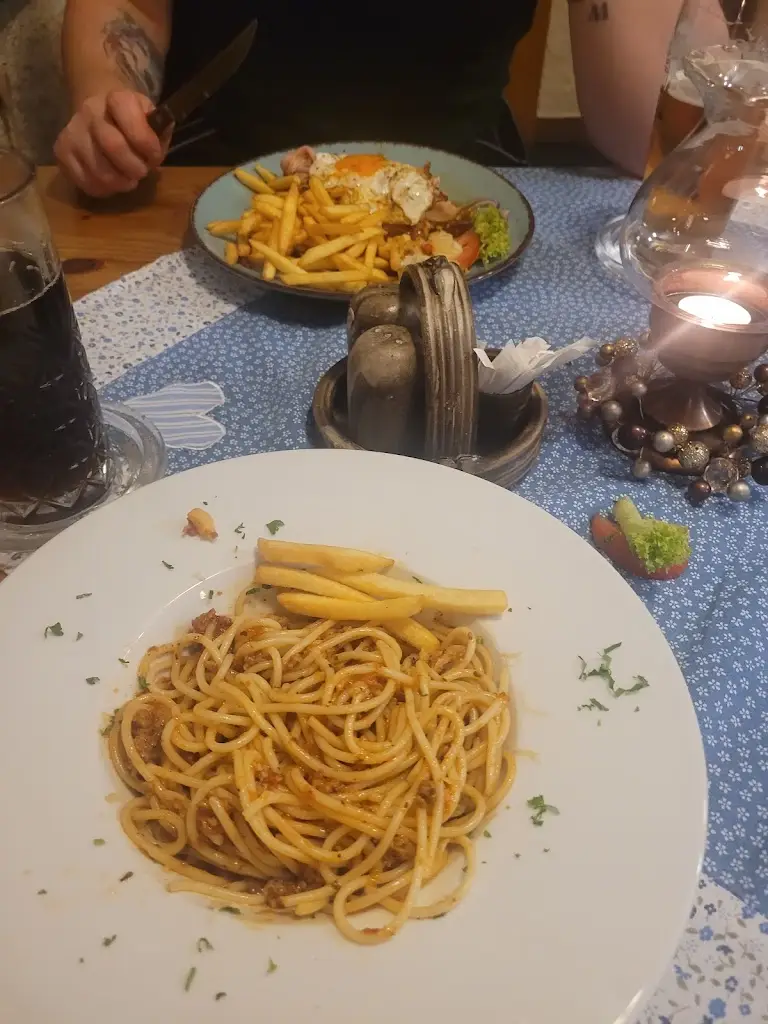 Melanie Davies_Penzion & Restaurant KRAKONOŠ_Harrachov_review