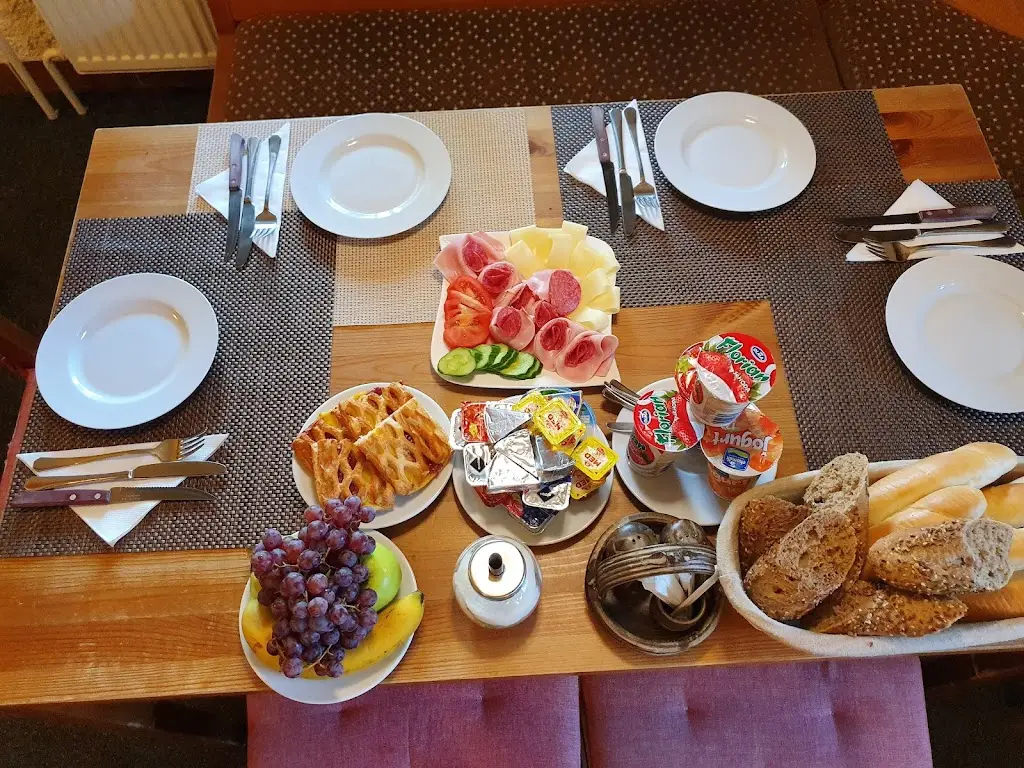 Marek Pýcha_Penzion & Restaurant KRAKONOŠ_Harrachov_review