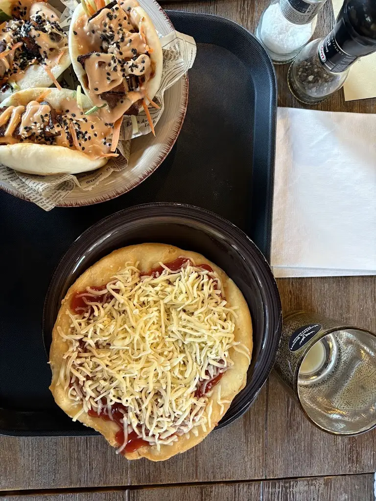 Dustin Stratton_Bistro pod Mumlavou_Harrachov_review