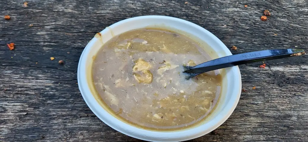 Hana Velíšková_Občerstvení, INFOCENTRUM , Ručičky kiosek_Harrachov_review