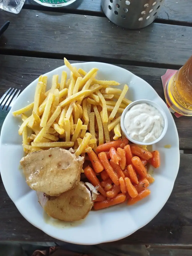 Aleš Krainer_Krakonoš Tunel_Jablonec nad Jizerou_review