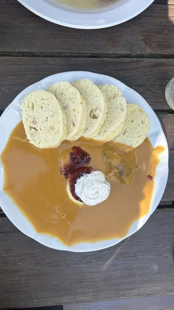 Denisa Szabadová_Krakonoš Tunel_Jablonec nad Jizerou_review