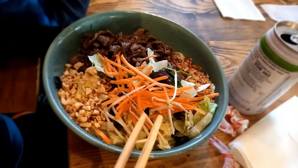 Alice Horodyska_LIÊN QUĀN_Jablonec nad Jizerou_review