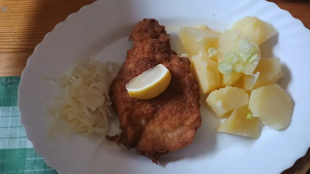 Piotr Ciesielski_Konirna Restaurant_Hrádek nad Nisou_review