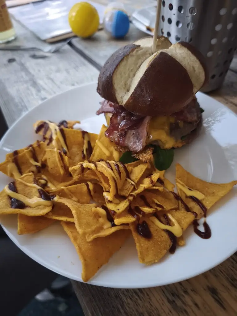 Petr Mikeš_Baron's_Hrádek nad Nisou_review