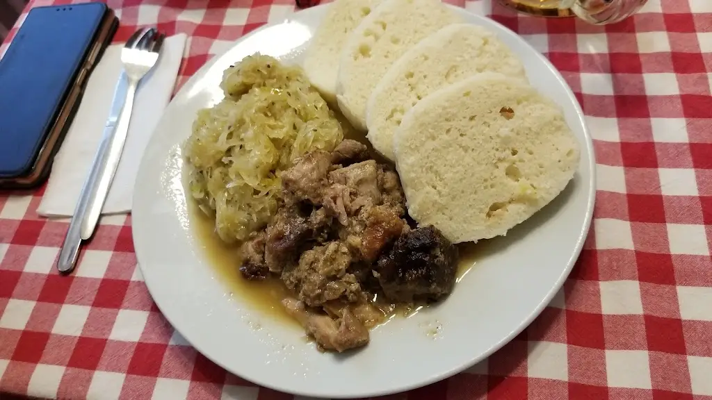 Reid Coulston_Penzion na navsi_Horní Planá_review