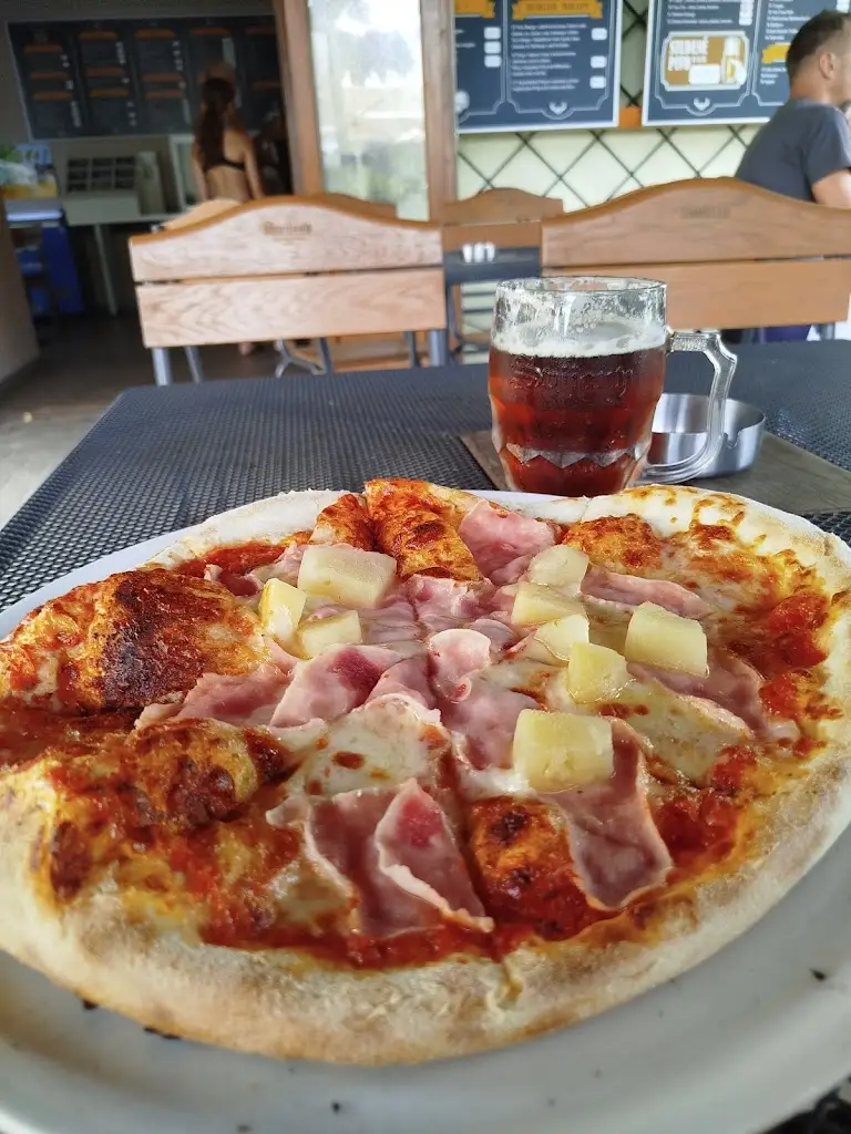 Ivo Fuchs_The North End Pizzeria_Hrádek nad Nisou_review