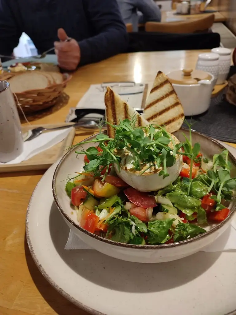 Jaroslav Čanda_Funy bistro_Horní Planá_review