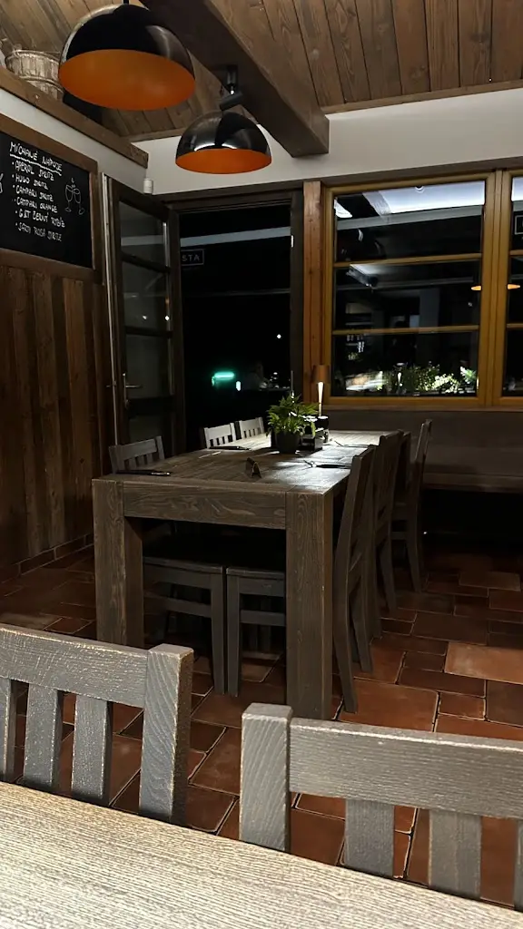 La Pasta - Restaurant & Bowling_Janov nad Nisou_slider_image_2