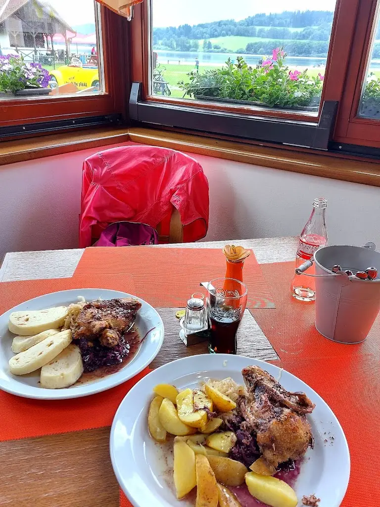 Michal Ivančo_Hotel Na Pláži_Horní Planá_recensione