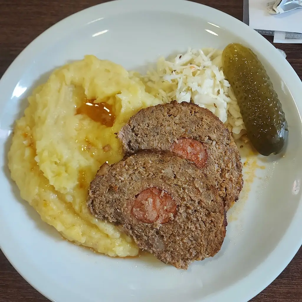 Steve Attwood_Motorest Lvová Restaurant_Jablonné v Podještědí_review