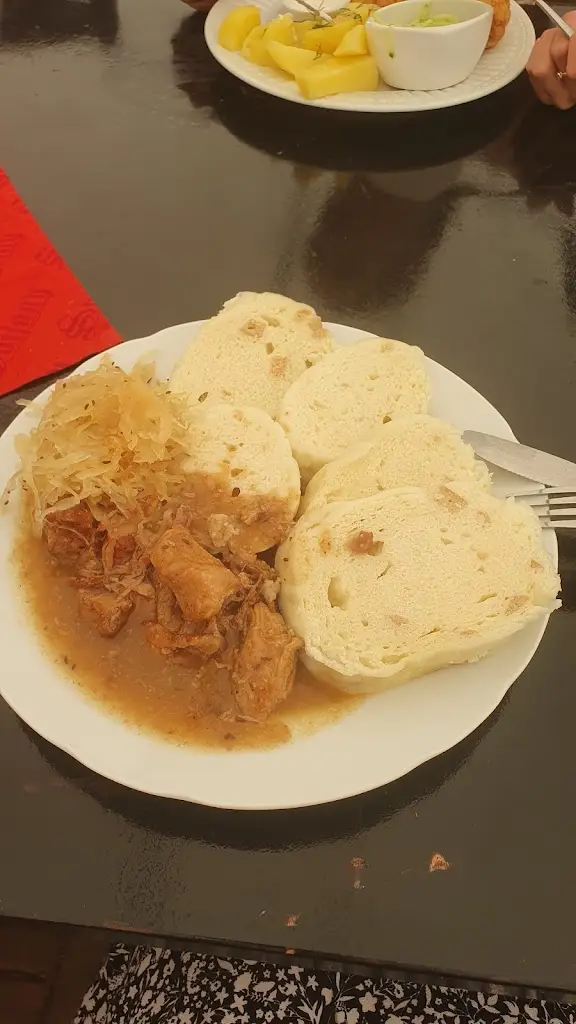 Karla Blahová_Restaurace DANLAR_Jablonné v Podještědí_review