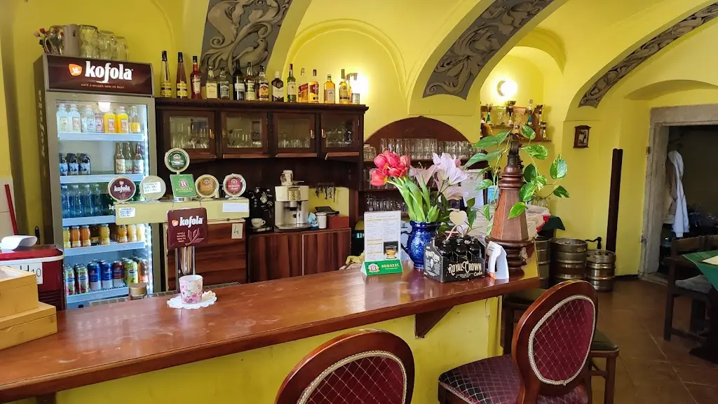 Restaurace U SALVÁTORA restaurant in Jablonné v Podještědí