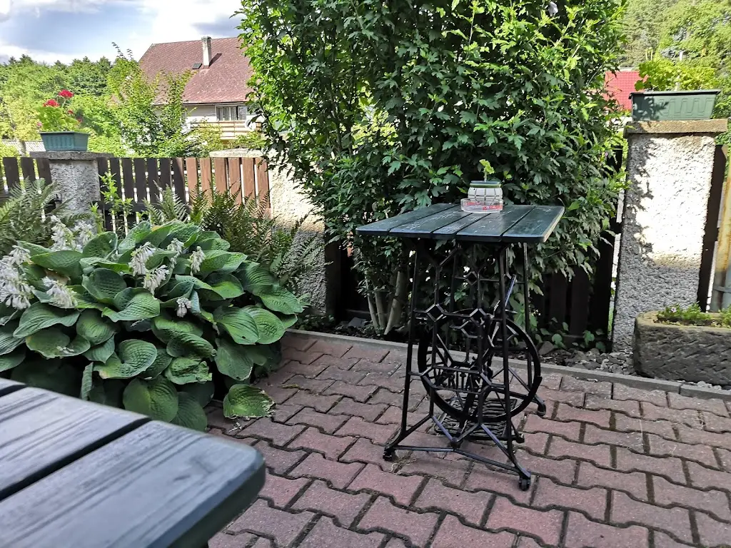 Zelená Hospůdka restaurant in Kamenický Šenov