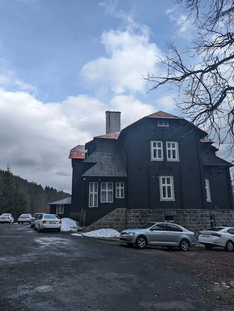 Stanislav Hokr_Château Josefův Důl_Josefův Důl_review