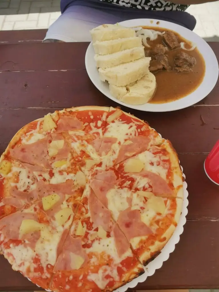 Menu_Bistro Cafe DAJA_Horní Planá_immagine_5