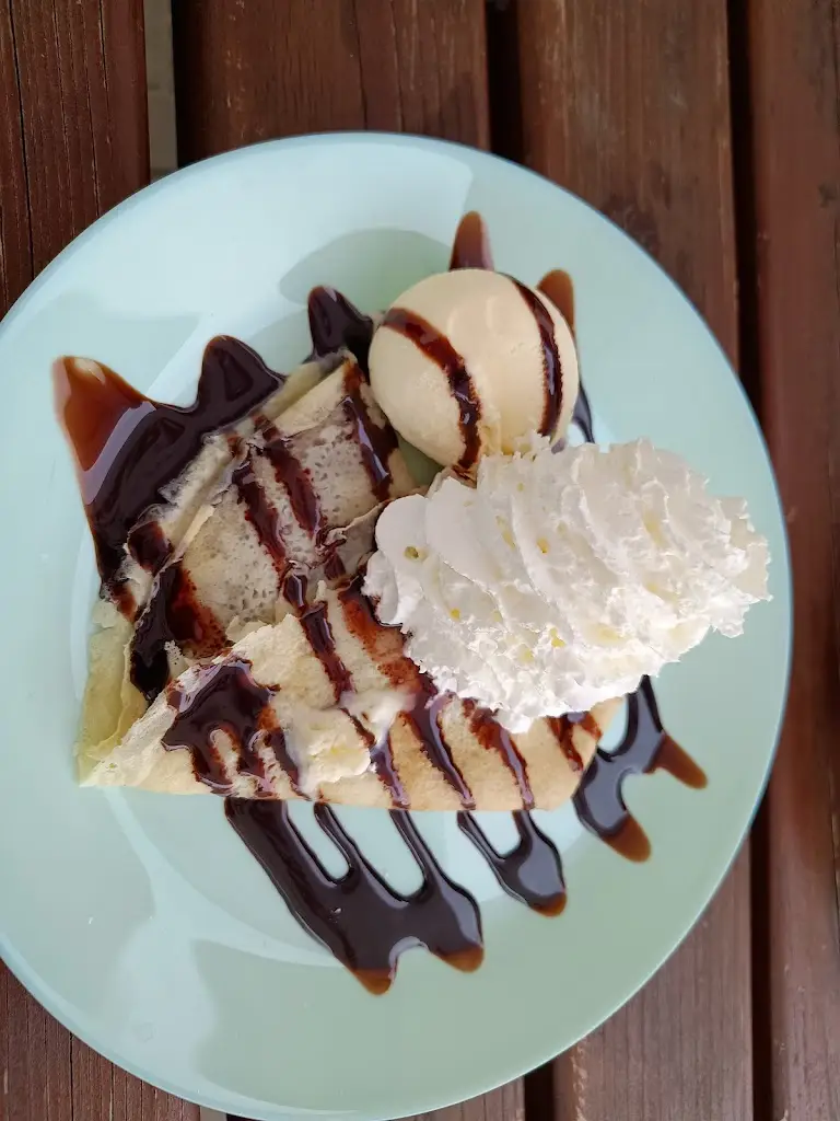 C. B._Bistro Cafe DAJA_Horní Planá_recensione