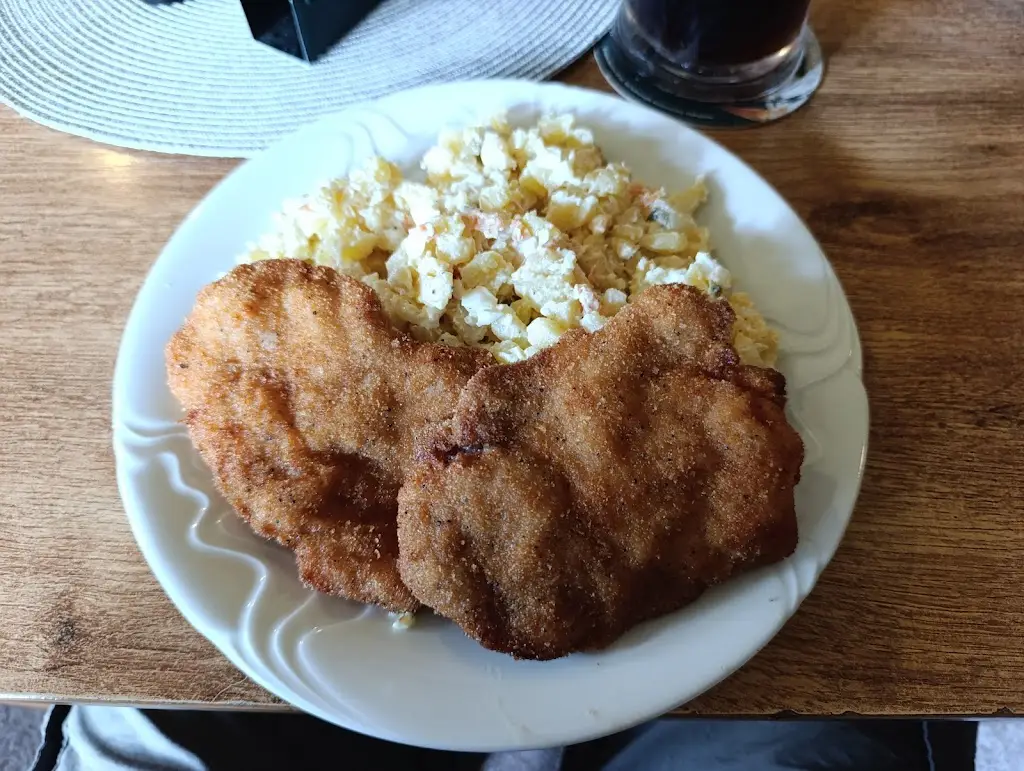 Restaurant At the Stadium_Jilemnice_slider_image_3