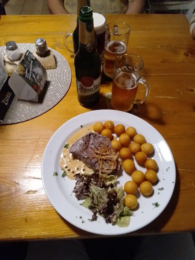 Anne Kubsch_Wine Bar In the Wall_Jilemnice_review