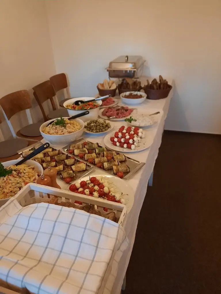 Karel Buna_Restaurace a penzion Jilm_Jilemnice_recensione