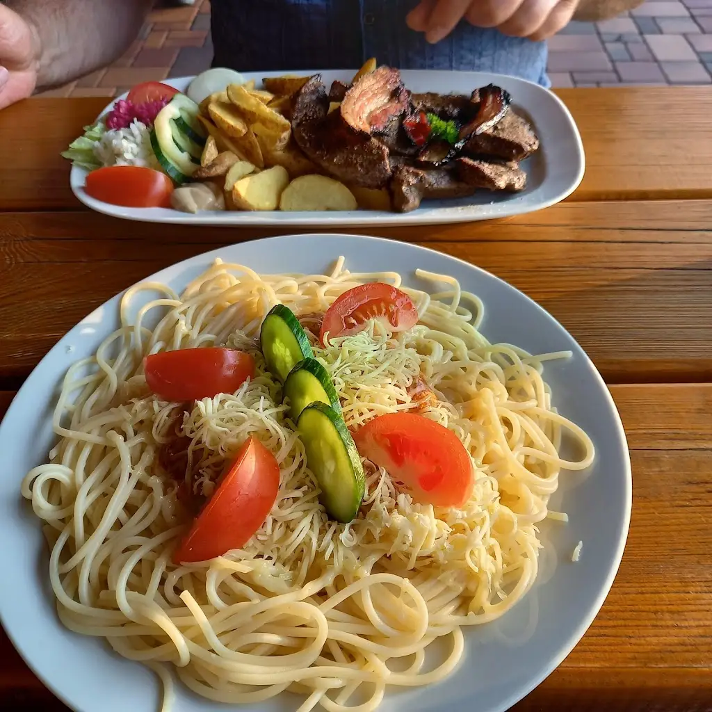 Restaurant U Hastrmana ristorante a Horní Planá