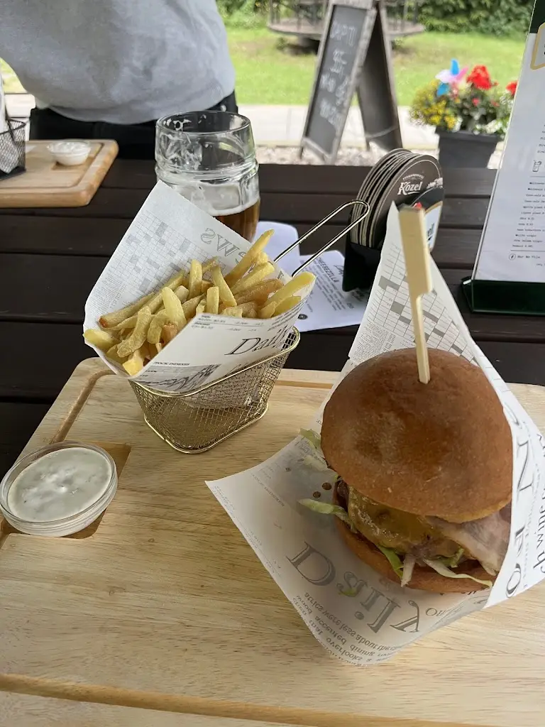 Bar Na Pile_Lomnice nad Popelkou_slider_image_3