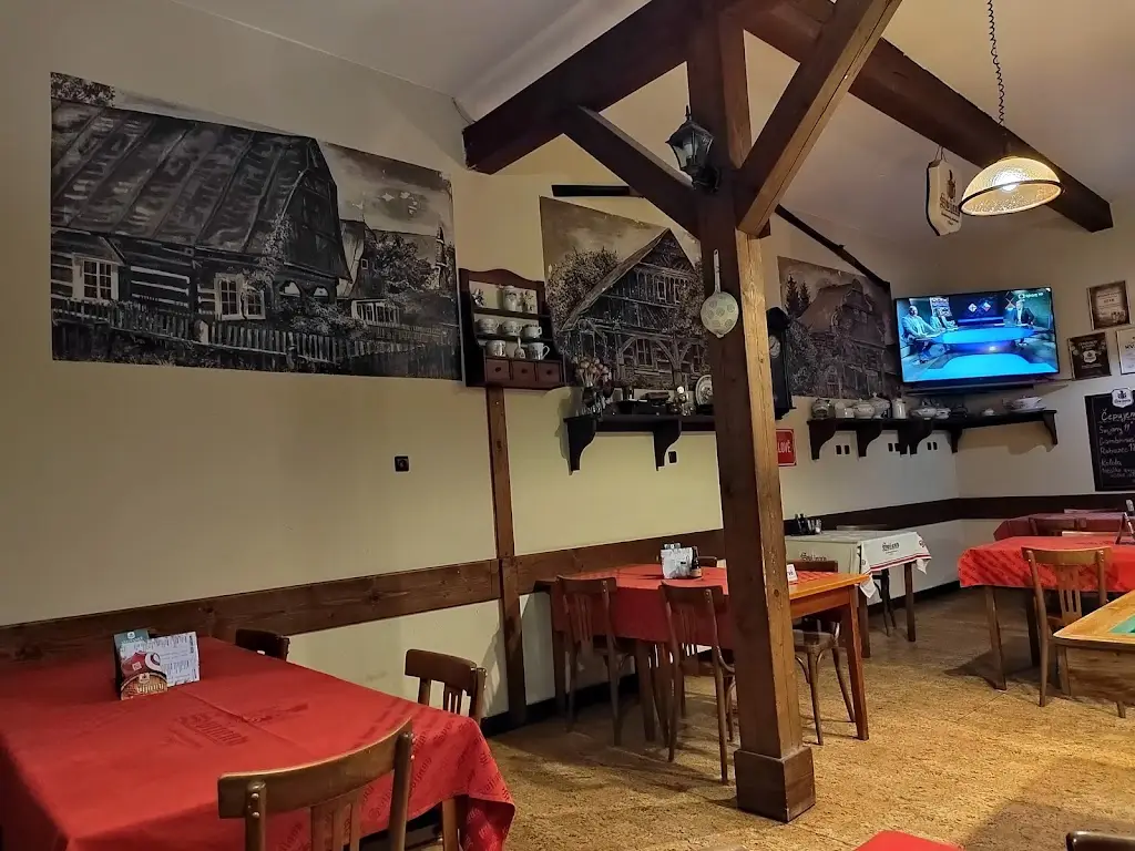 Hostinec Na Karlově restaurant in Lomnice nad Popelkou