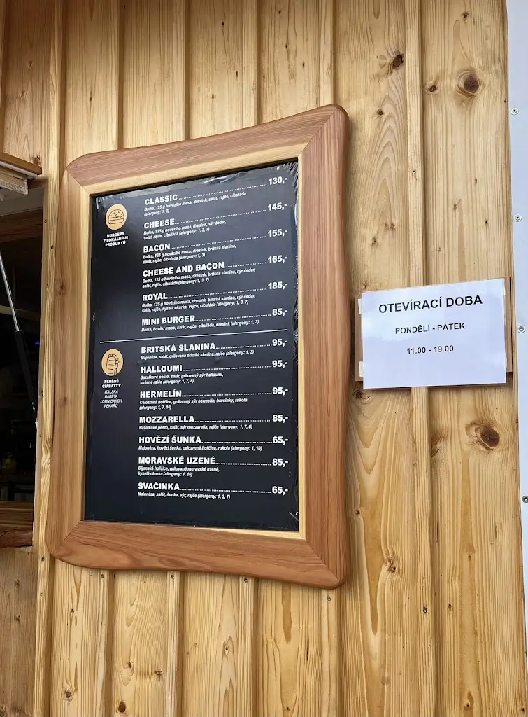 Busstop Burger_Lomnice nad Popelkou_slider_image_3