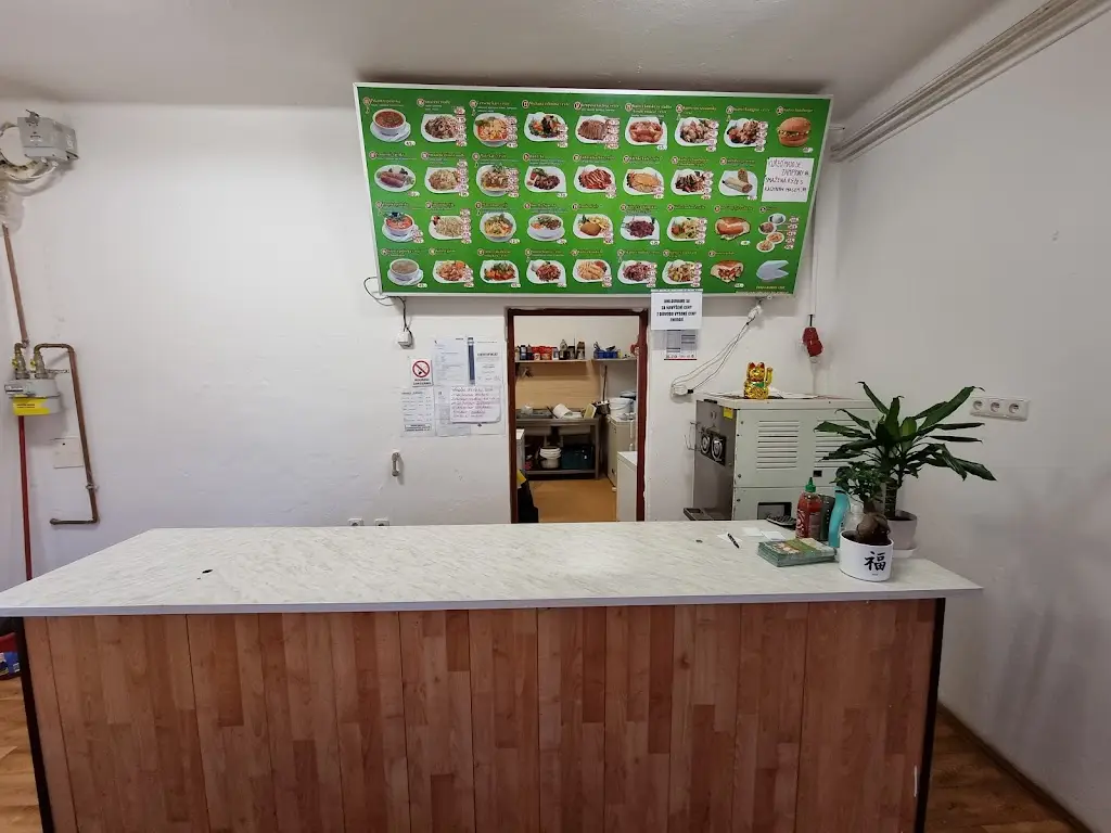 Fast food gyros/kebab ristorante a Lomnice nad Popelkou