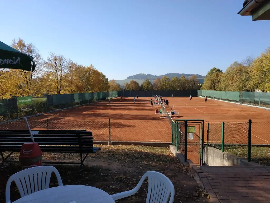 Tenisový klub Lomnice nad Popelkou, z.s. ristorante a Lomnice nad Popelkou