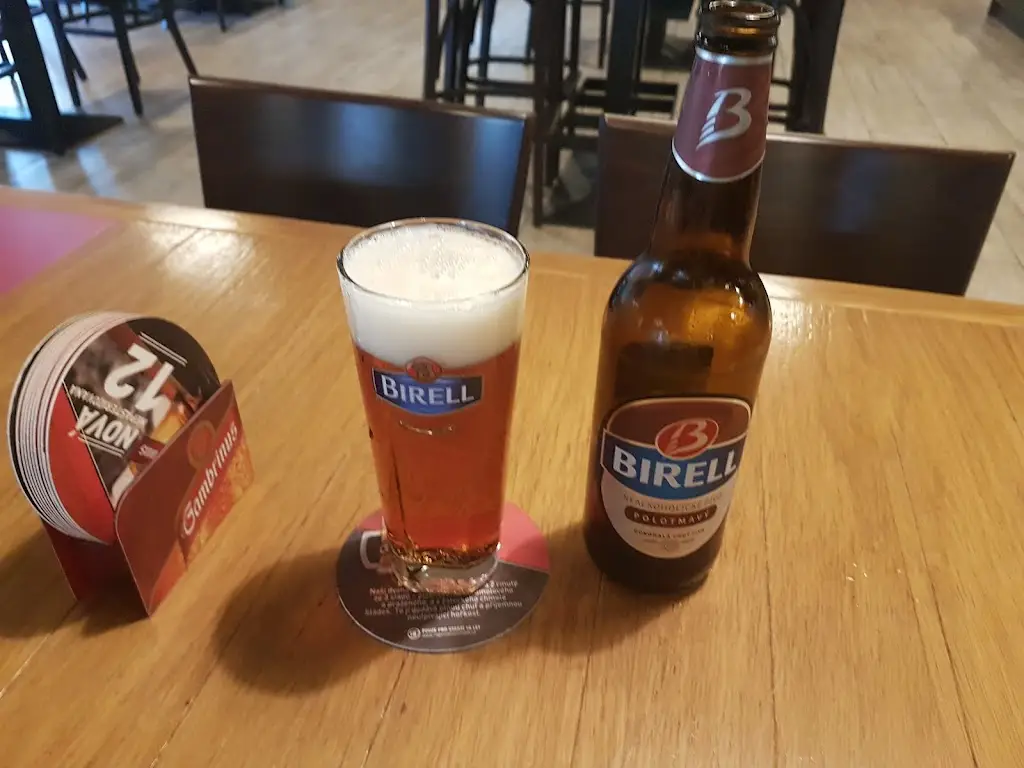 Petr Plicka_Originál 1869 fajx G_Lomnice nad Popelkou_review