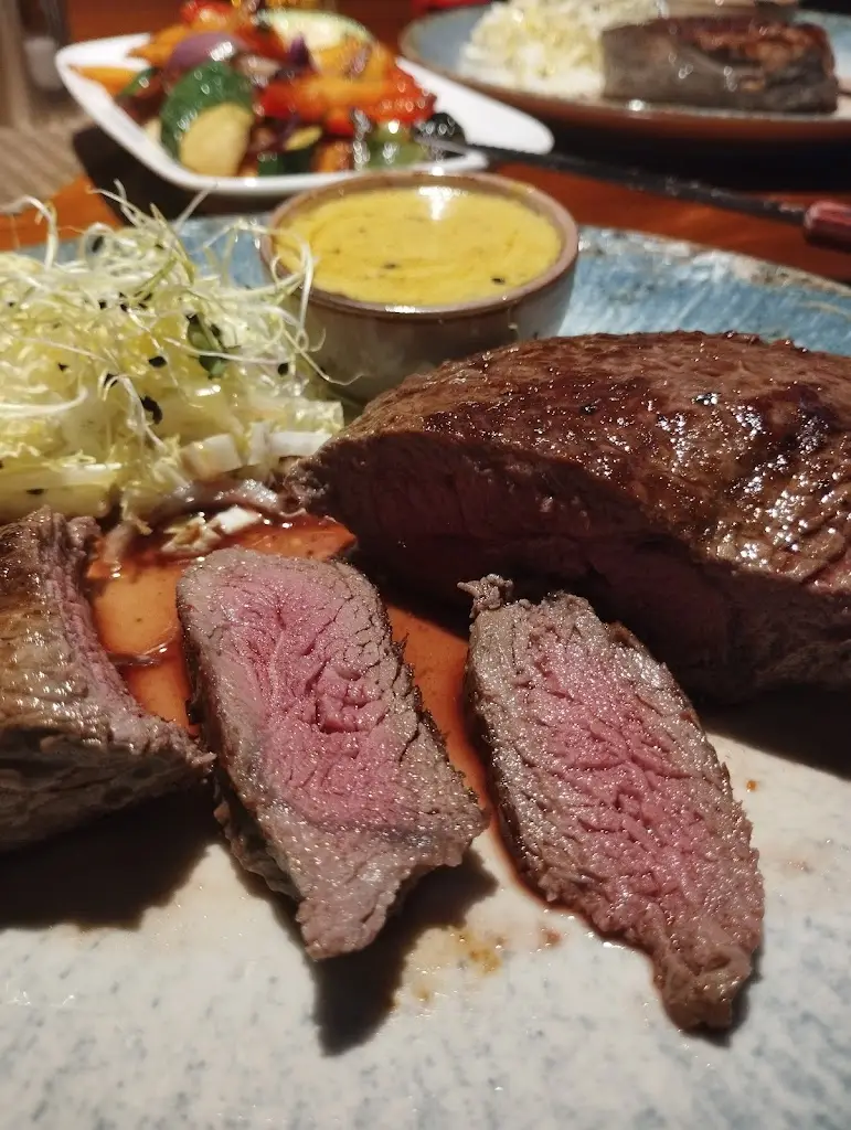 Mikhail Feoktistov_Steak House Liberec_Liberec_recensione